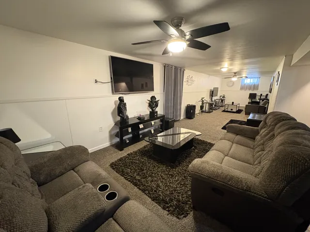 $259,999 | 3401 South Deerfield Avenue, Lansing, MI 48911