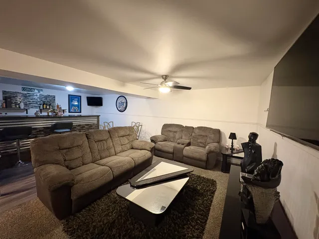 $259,999 | 3401 South Deerfield Avenue, Lansing, MI 48911