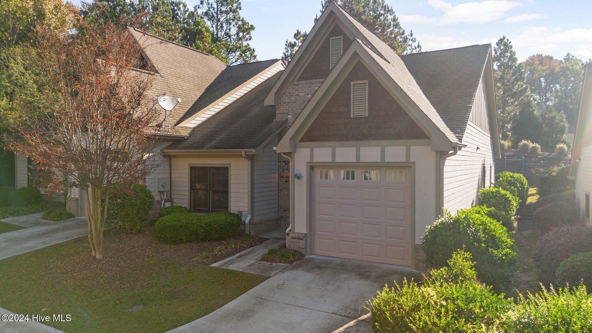 7 Elk Ridge Lane Southern Pines, NC 28387 - Photo 3 of 19