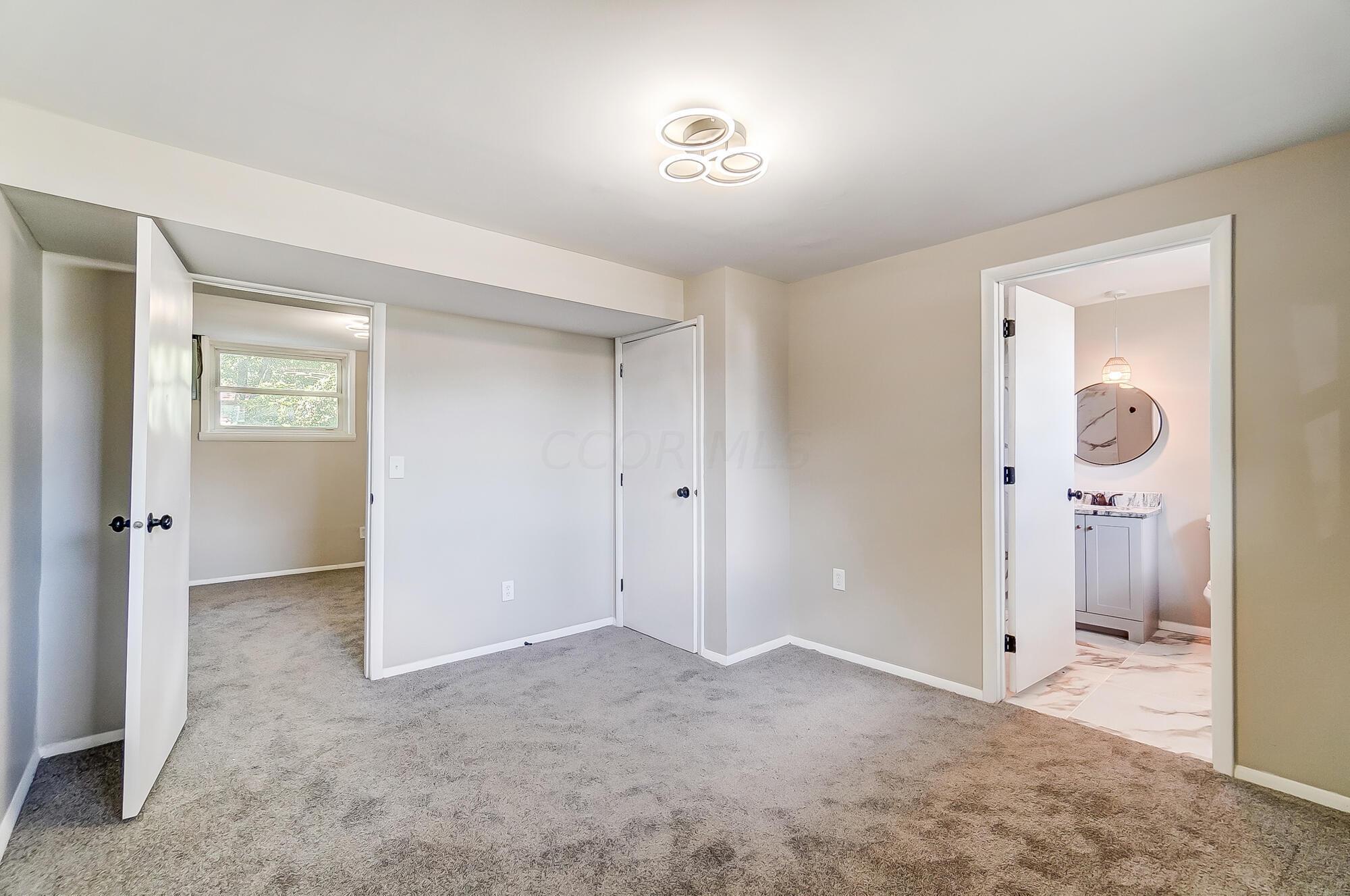 3382 Binbrook Road North Columbus, OH 43227 - Photo 32 of 40 038