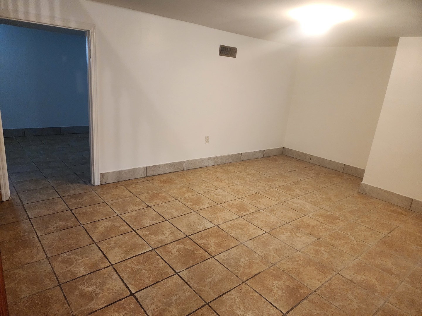 2017 Foster Street, Unit 1 Evanston, IL 60201 - Photo 12 of 21 a view of empty room