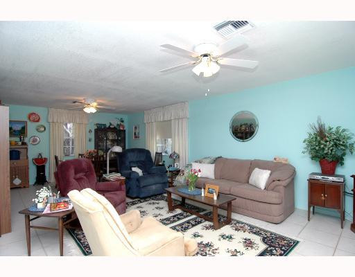 5501 Southwest 164th Terrace Southwest Ranches, FL 33331 - Photo 6 of 7 Living Room