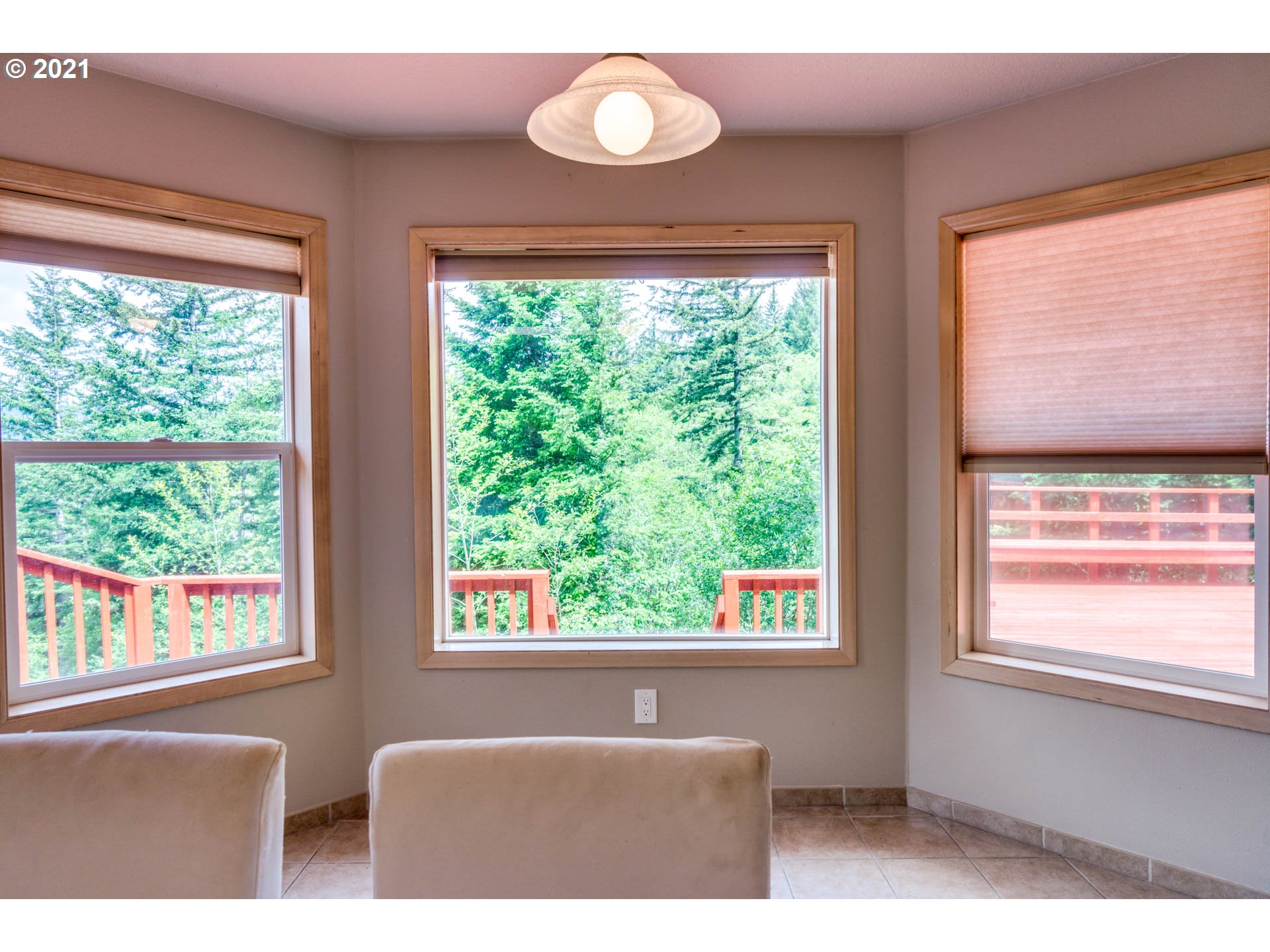 5319 Northeast Boulder Creek Road Camas, WA 98607 - Photo 9 of 31