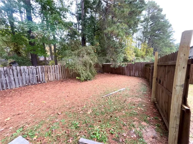 a view of empty room with an empty space