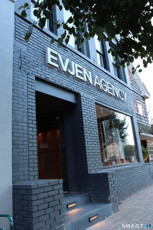 $599,900 | 100 Center Street, Southington, CT 06489