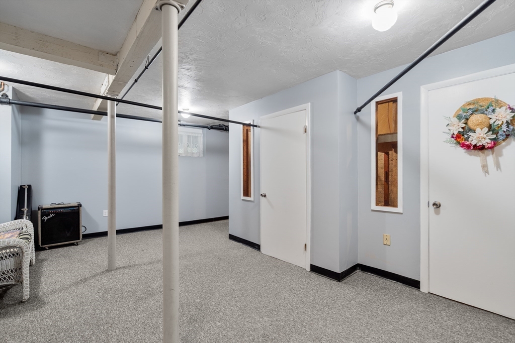 20 Rowe Street Milton, MA 02186 - Photo 19 of 25