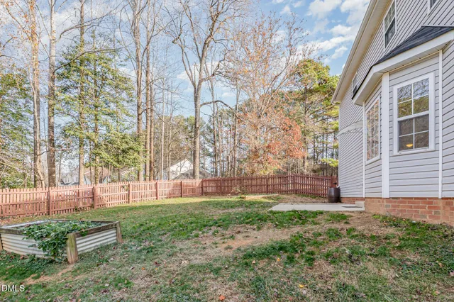 $450,000 | 105 Arbor Wynds Court, Holly Springs, NC 27540