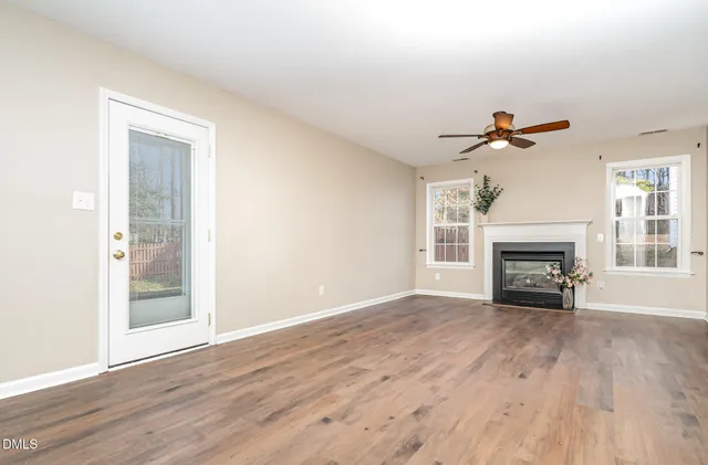 $450,000 | 105 Arbor Wynds Court, Holly Springs, NC 27540