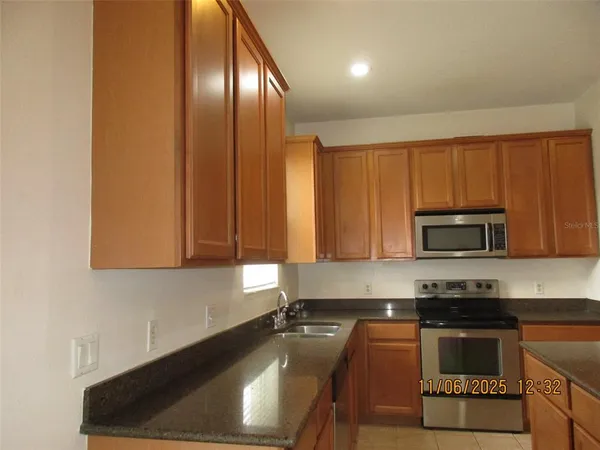 $2,600 | 4388 Fawn Lily Way, Kissimmee, FL 34746