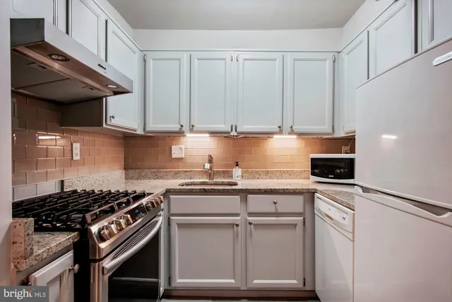 $3,400 | 1616 S Street Northwest, Washington, DC 20009