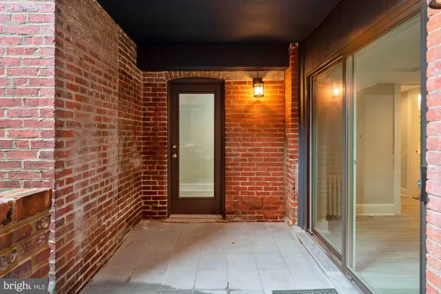 $3,400 | 1616 S Street Northwest, Washington, DC 20009