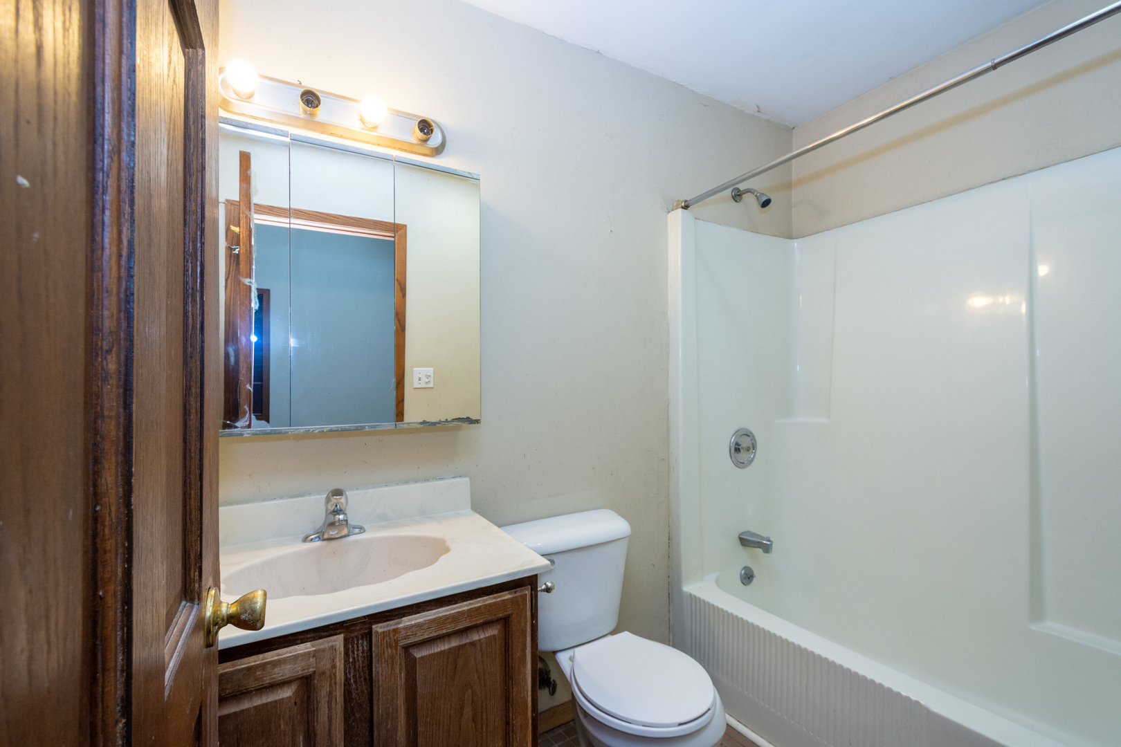 322 Maple Lane Round Lake, IL 60073 - Photo 19 of 31 Gallery Image 19