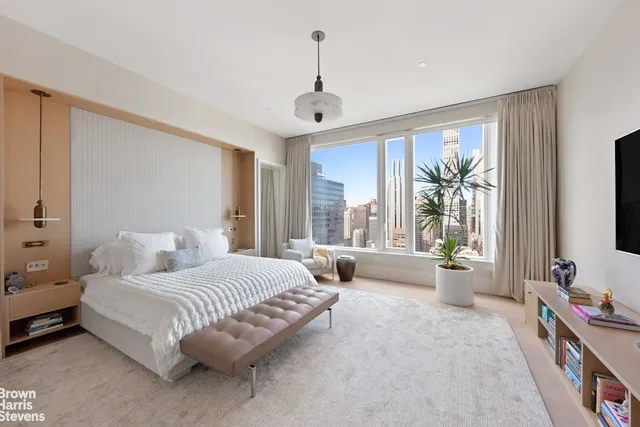 $6,295,000 | 252 East 57th Street, Unit 55A | Midtown East