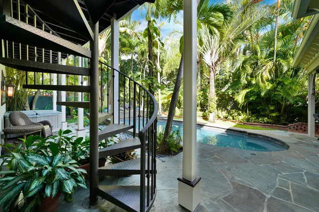 $12,000 | 137 South Oak Street, Lantana, FL 33462