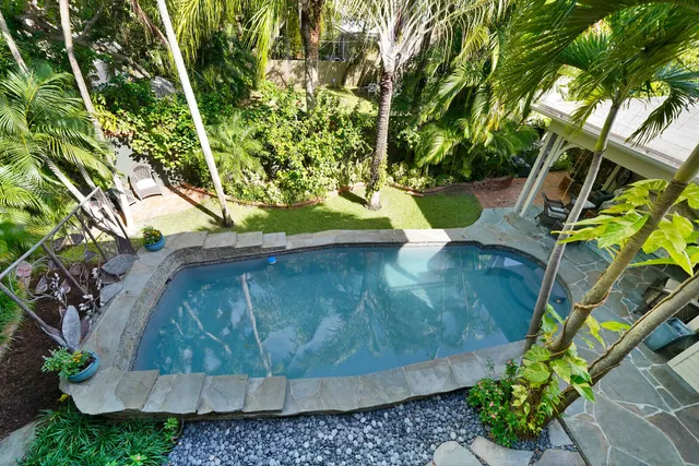 $12,000 | 137 South Oak Street, Lantana, FL 33462