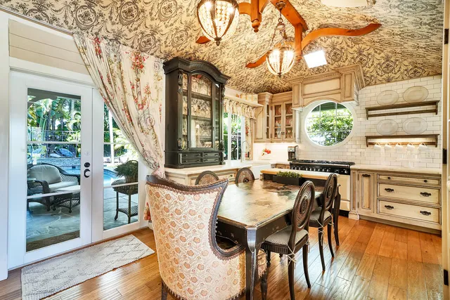 $12,000 | 137 South Oak Street, Lantana, FL 33462