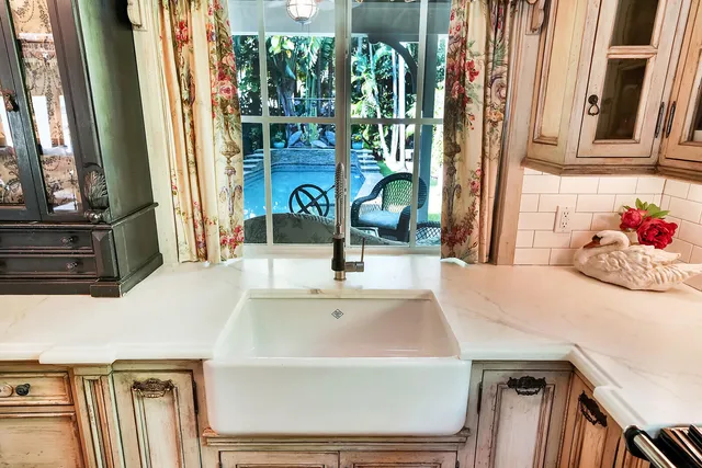 $12,000 | 137 South Oak Street, Lantana, FL 33462