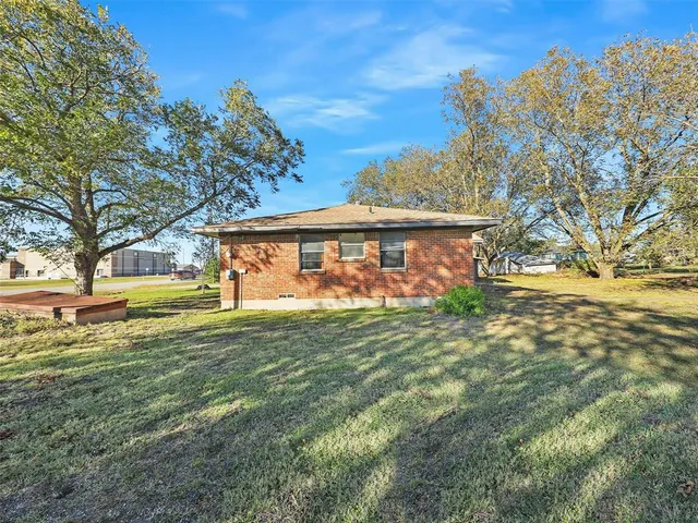 $300,000 | 1206 North Powell Parkway, Anna, TX 75409