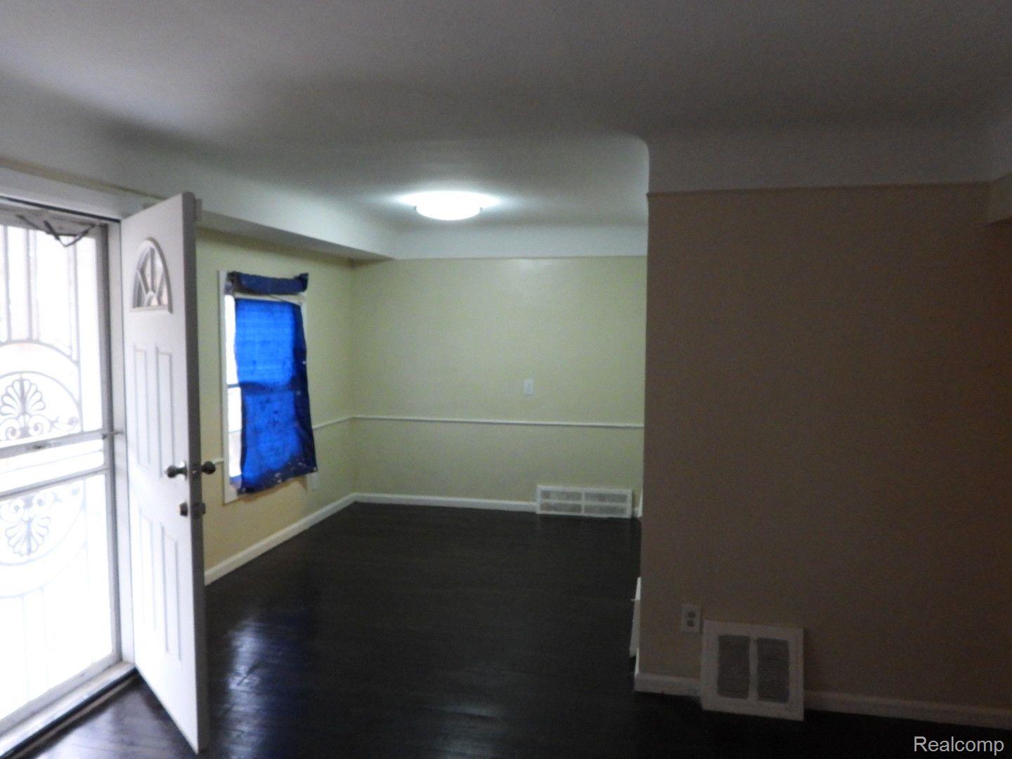 10844 Balfour Road Detroit, MI 48224 - Photo 11 of 35 Gallery Image 11