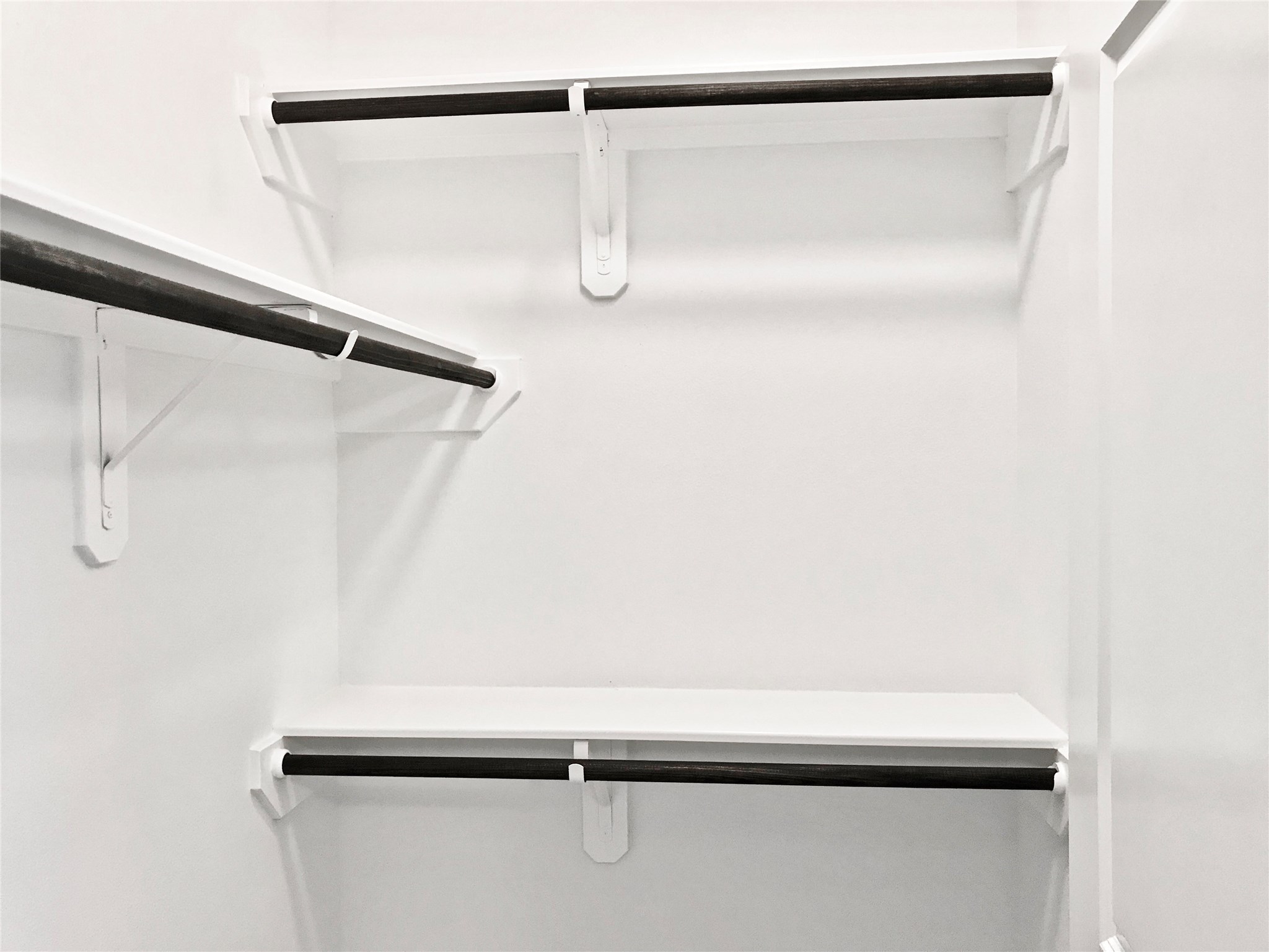 709 Link Road Houston, TX 77009 - Photo 32 of 41 ONE OF THE SECONDARY BEDROOMS CLOSETS