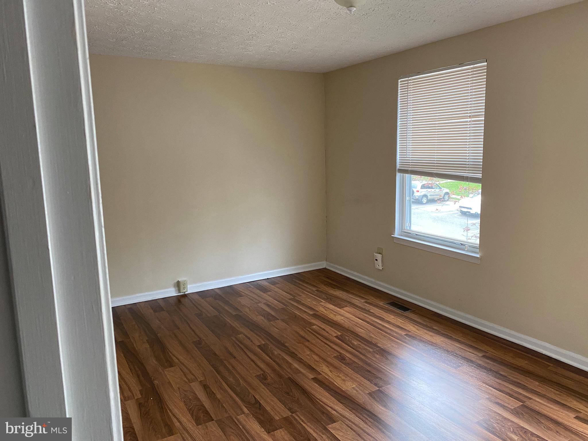 6585 Forest Dew Court Springfield, VA 22152 - Photo 14 of 25