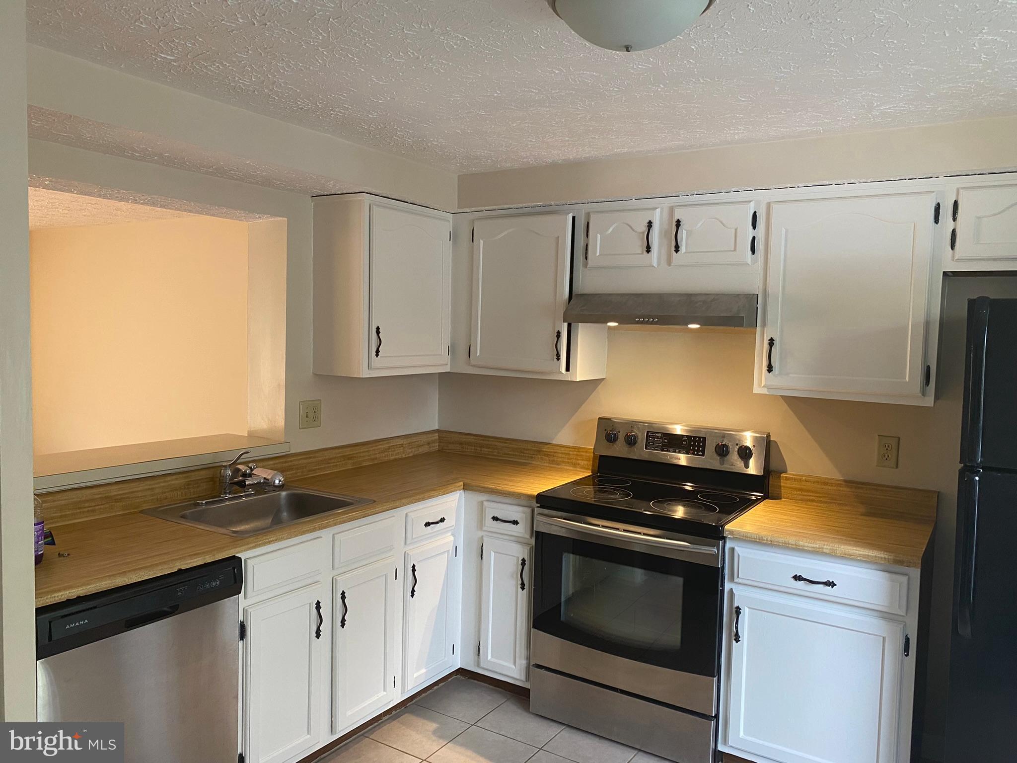 6585 Forest Dew Court Springfield, VA 22152 - Photo 10 of 25