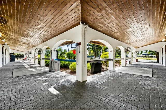 $19,500,000 | 5625 140th Avenue South, Wellington, FL 33449