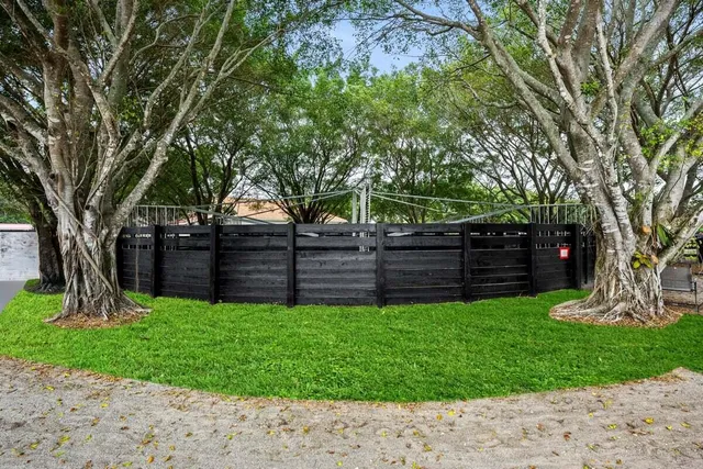 $19,500,000 | 5625 140th Avenue South, Wellington, FL 33449