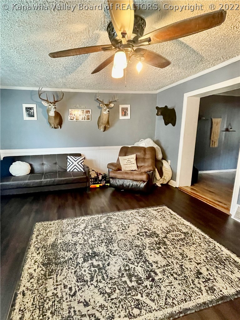 320 Old County Road Racine, WV 25165 - Photo 8 of 22 Gallery Image 8