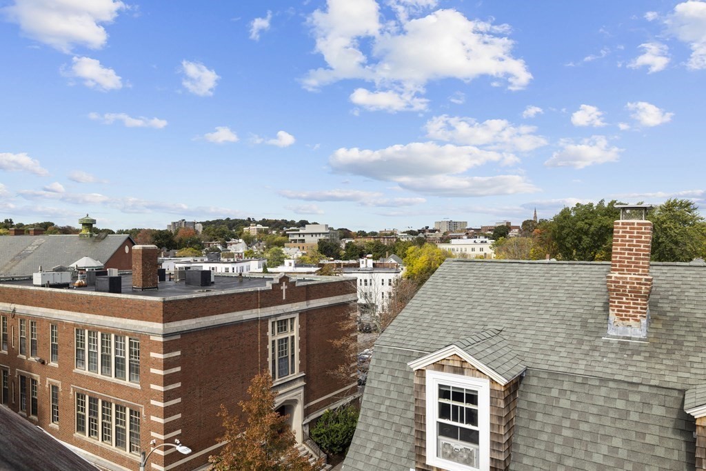 11 Hurd Road, Unit 3 Brookline, MA 02445 - Photo 36 of 41 Gallery Image 36