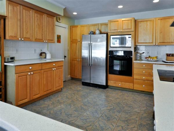 85 Beechnut Road Westwood, MA 02090 - Photo 12 of 26 Gallery Image 12