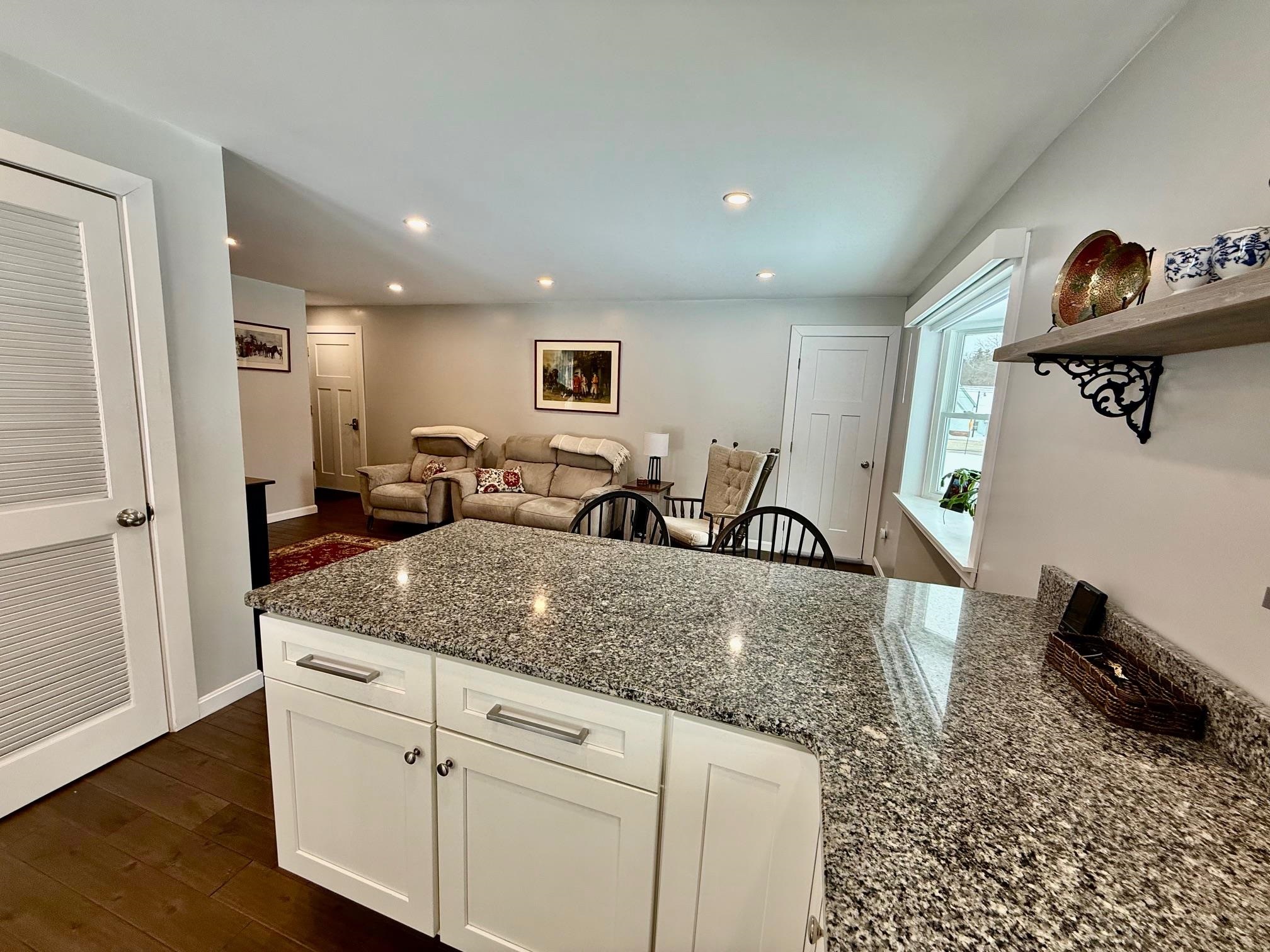 24 Main Street Hooksett, NH 03106 - Photo 3 of 12