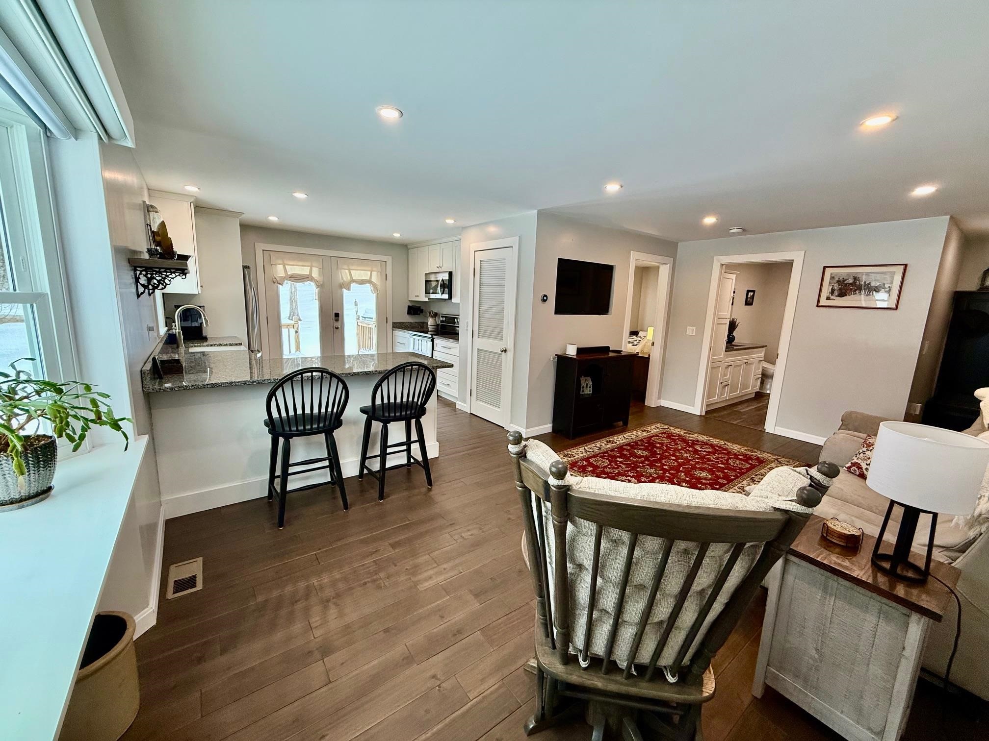 24 Main Street Hooksett, NH 03106 - Photo 6 of 12