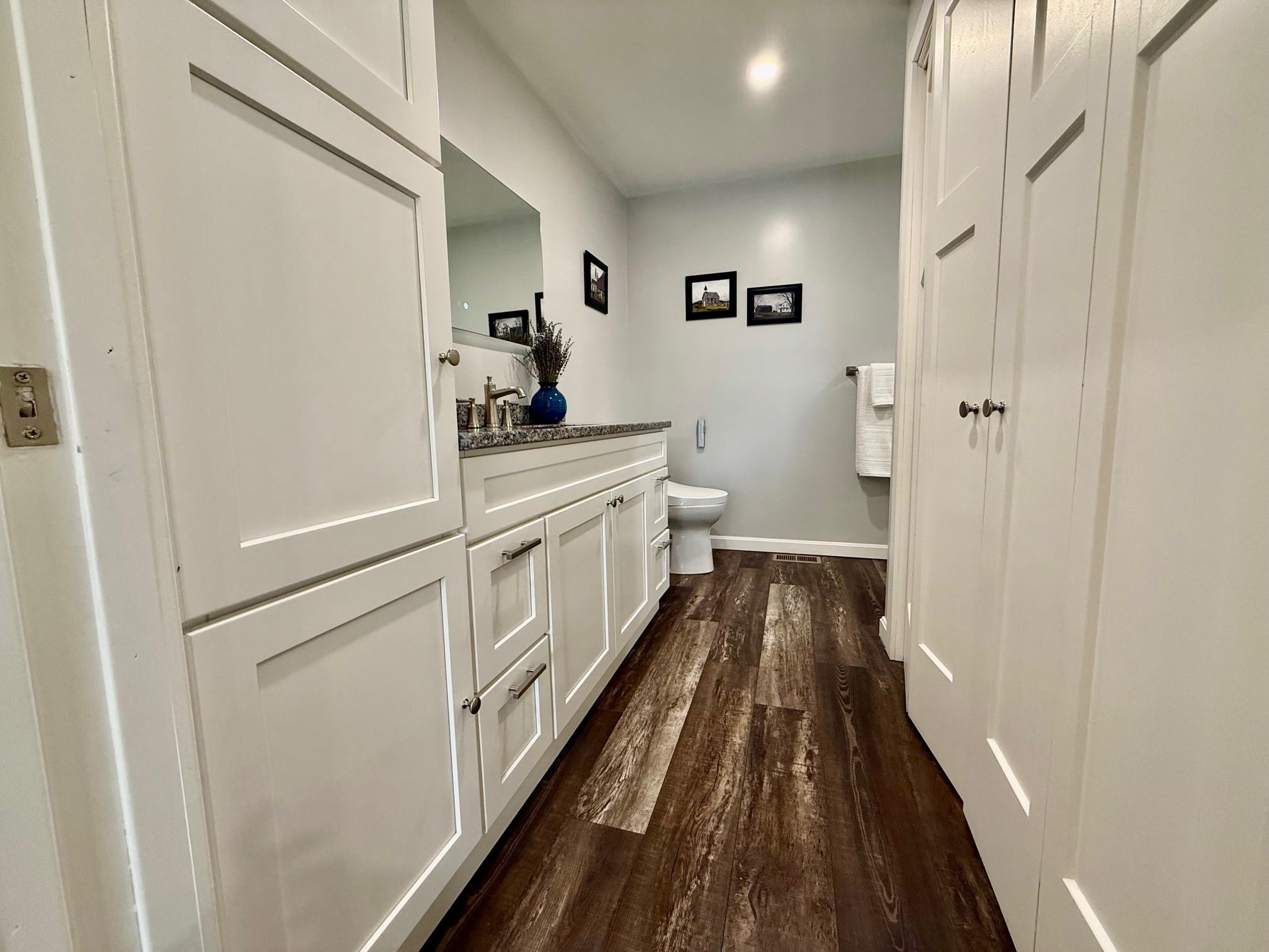 24 Main Street Hooksett, NH 03106 - Photo 9 of 12