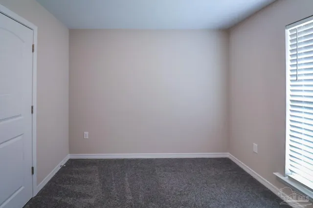 $1,695 | 1285 Mills Avenue, Pensacola, FL 32507