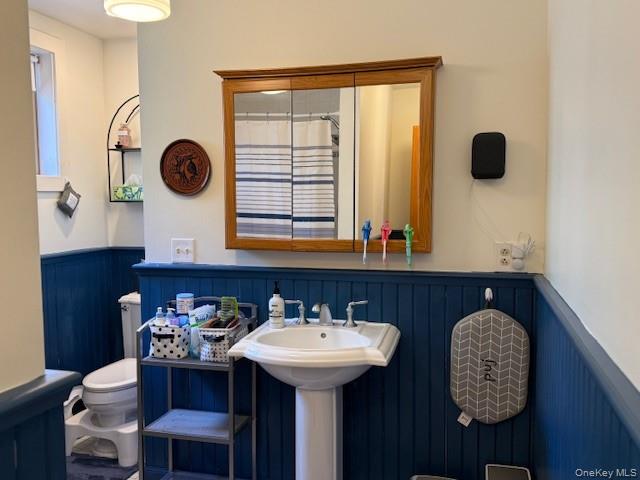 2769 State Rte 55 Bethel, NY 12786 - Photo 20 of 28 large full bathroom upstairs with tub/shower