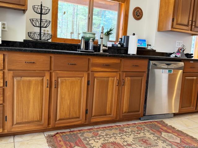 2769 State Rte 55 Bethel, NY 12786 - Photo 10 of 28 amazing space in the kitchen