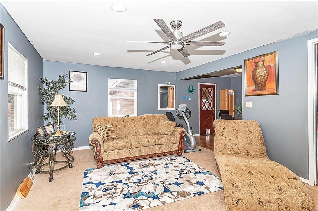 8040 Taunton Road Indianapolis, IN 46260 - Photo 14 of 34 Gallery Image 14