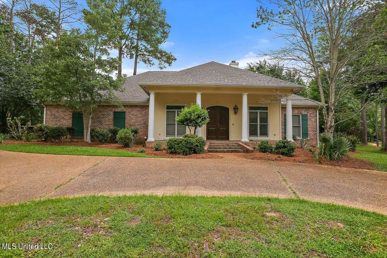 640 Wendover Way Ridgeland, MS 39157 - Photo 3 of 38 01-640 Wendover Way