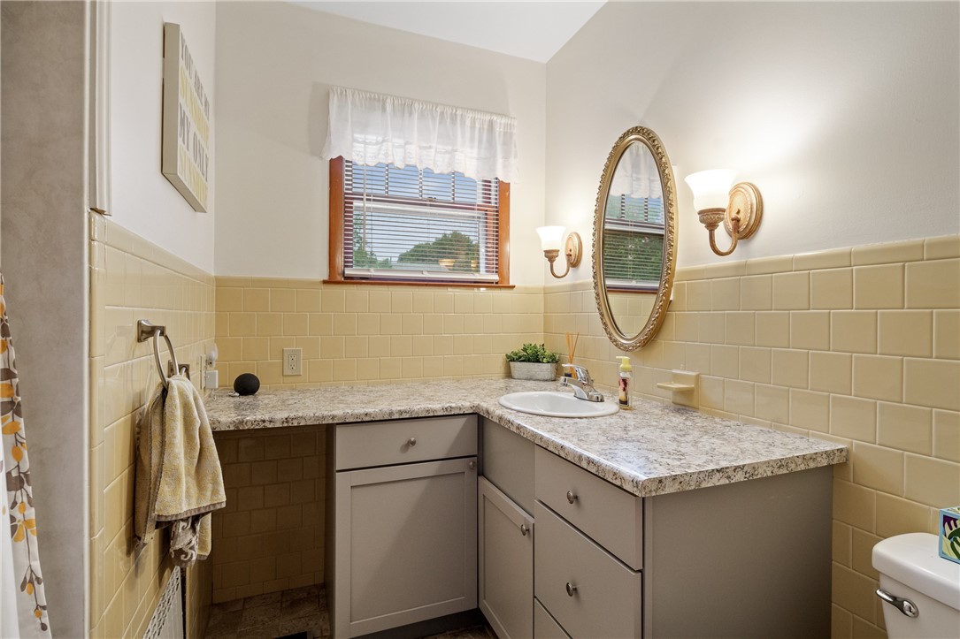 199 High Street Westerly, RI 02891 - Photo 14 of 22