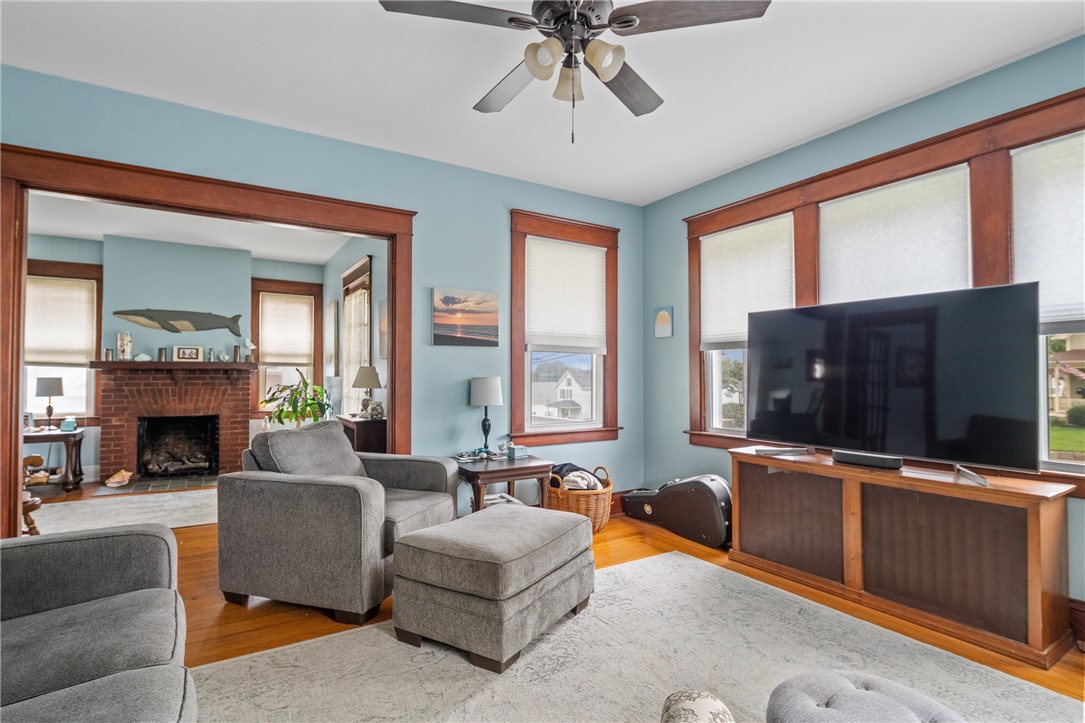 199 High Street Westerly, RI 02891 - Photo 3 of 22 Wonderfully preserved wood trim throughout