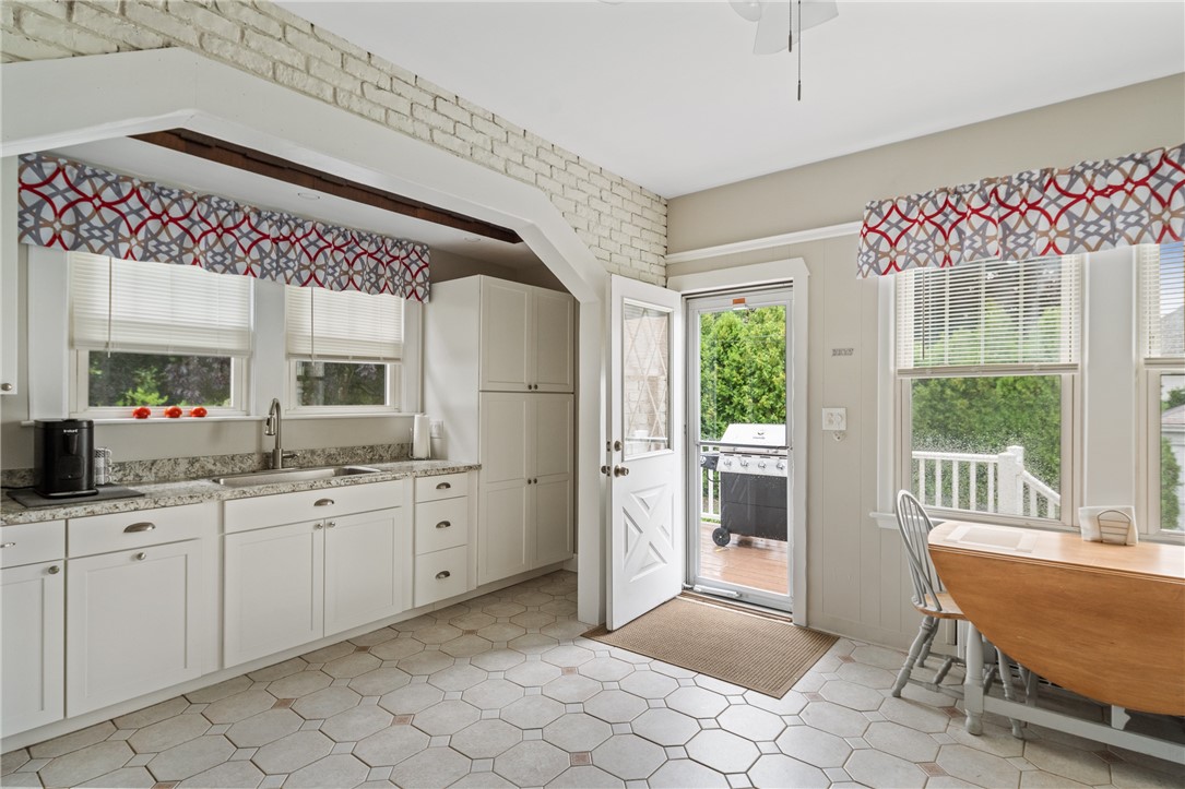 199 High Street Westerly, RI 02891 - Photo 9 of 22