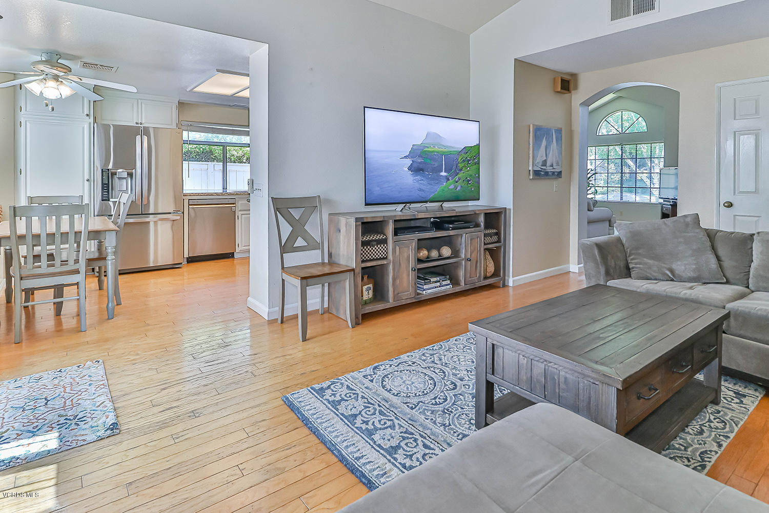 2461 Rikkard Drive Thousand Oaks, CA 91362 - Photo 12 of 41 dFamily4