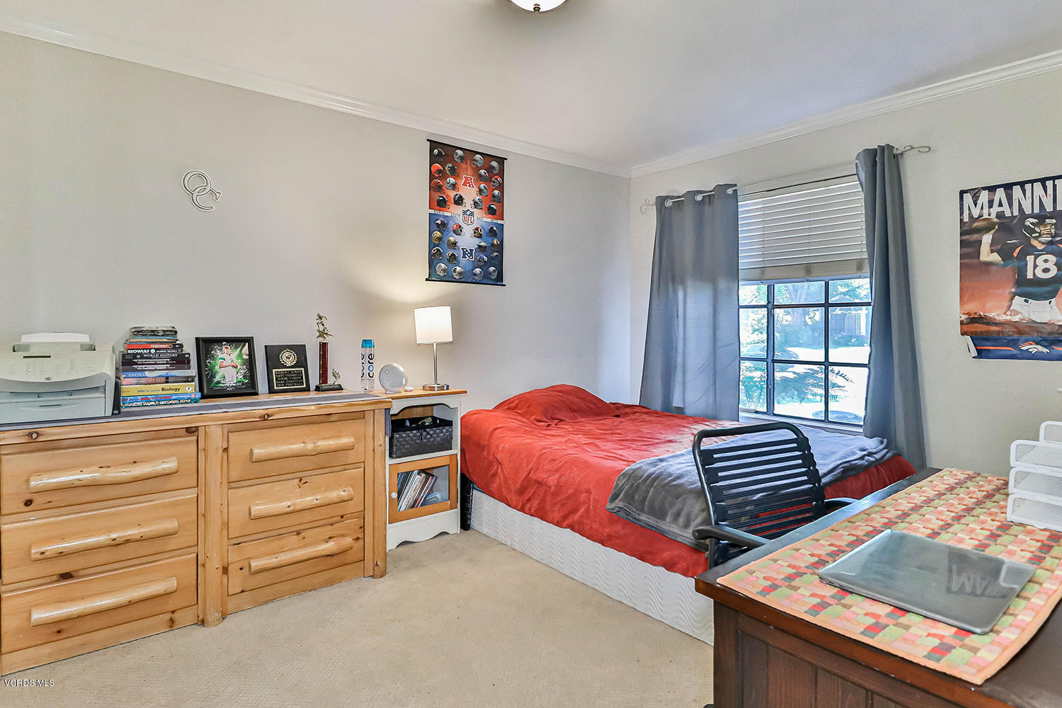 2461 Rikkard Drive Thousand Oaks, CA 91362 - Photo 19 of 41 gBedroom1-1