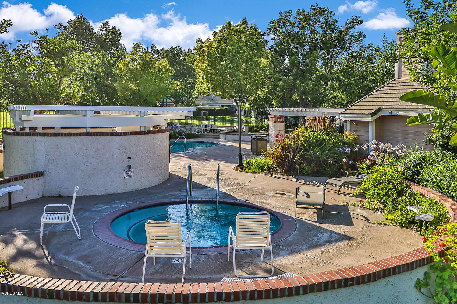 2461 Rikkard Drive Thousand Oaks, CA 91362 - Photo 41 of 41 lCommunity4