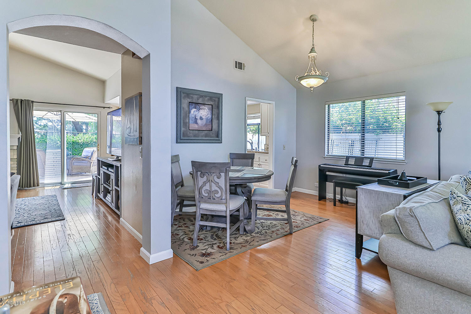 2461 Rikkard Drive Thousand Oaks, CA 91362 - Photo 7 of 41 cDining1