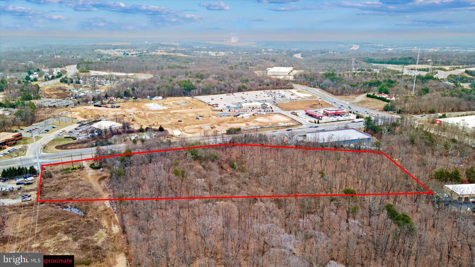 2509 Caton Hill Road Woodbridge, VA 22192 - Photo 3 of 24 a view of a outdoor space