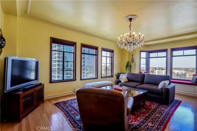 $539,699 | 800 East Ocean Boulevard, Unit 1010, Long Beach, CA 90802