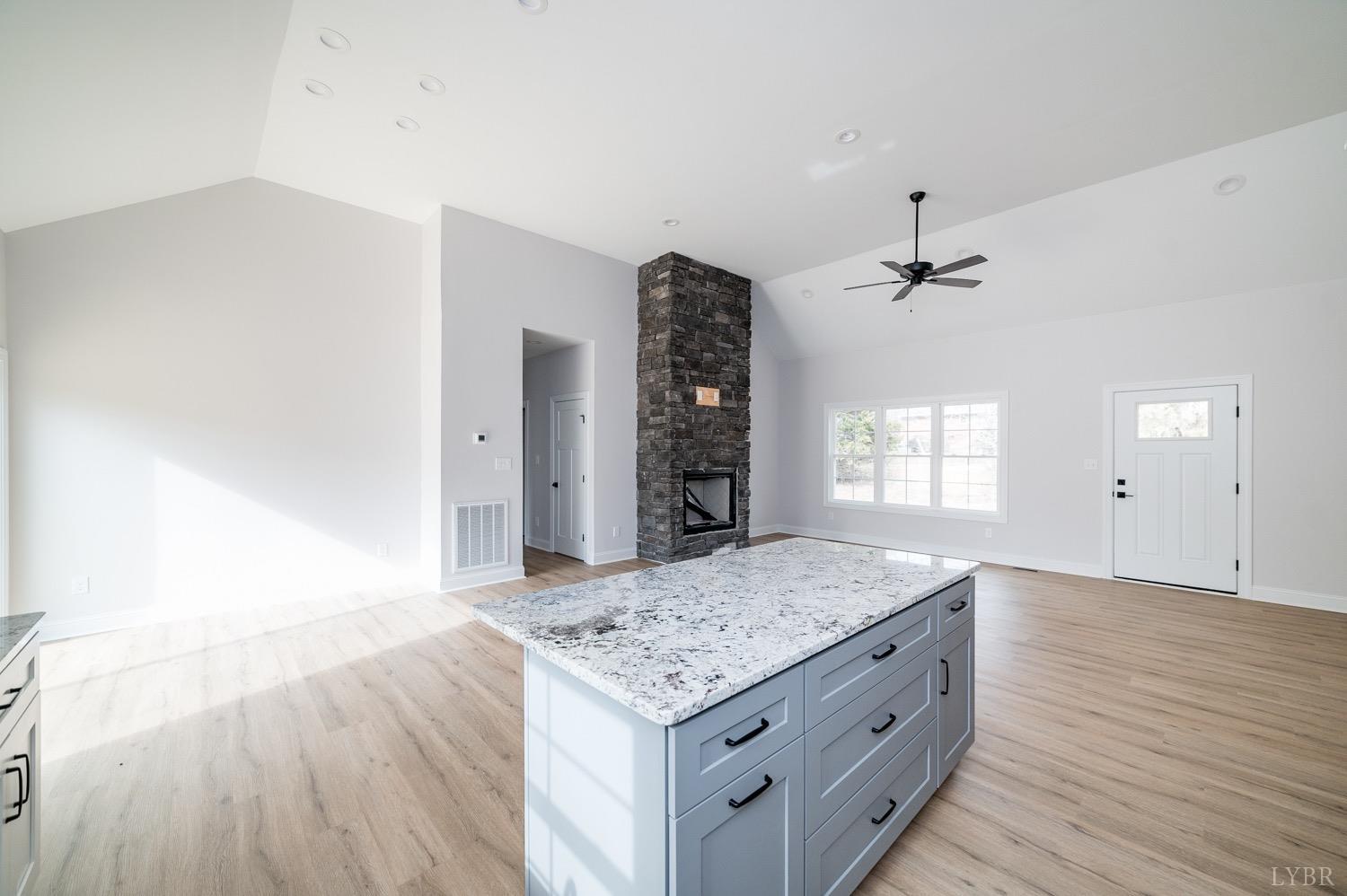 2905 Centerville Road Bedford, VA 24523 - Photo 3 of 29 Gallery Image 3