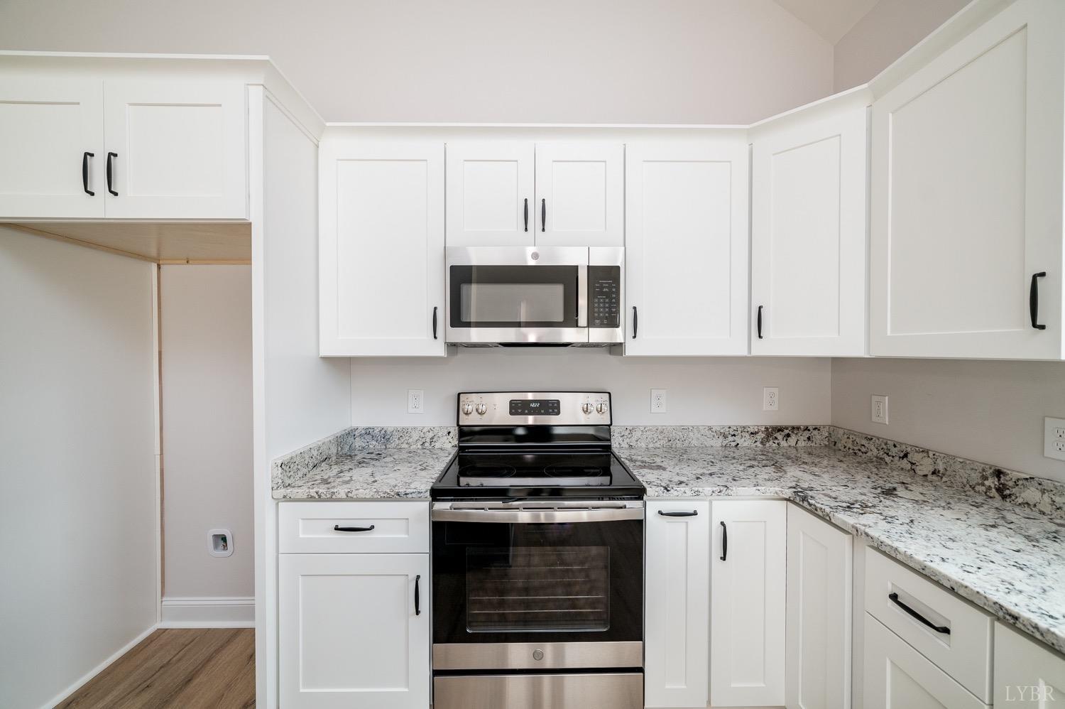 2905 Centerville Road Bedford, VA 24523 - Photo 7 of 29 Gallery Image 7